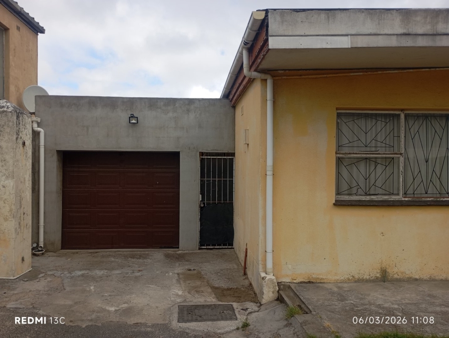 3 Bedroom Property for Sale in Erica Township Western Cape